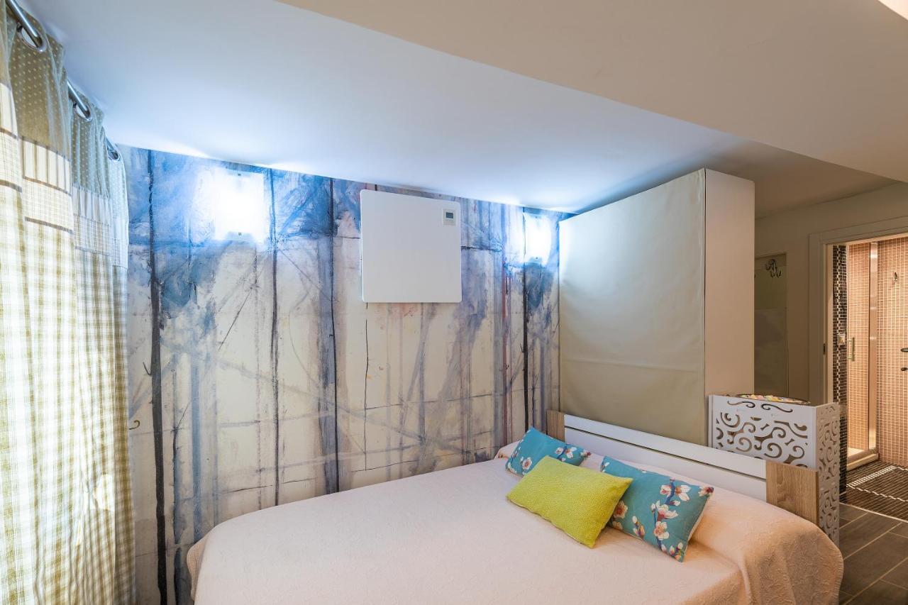 Ln Luxe Apartment Venice Canal View 外观 照片