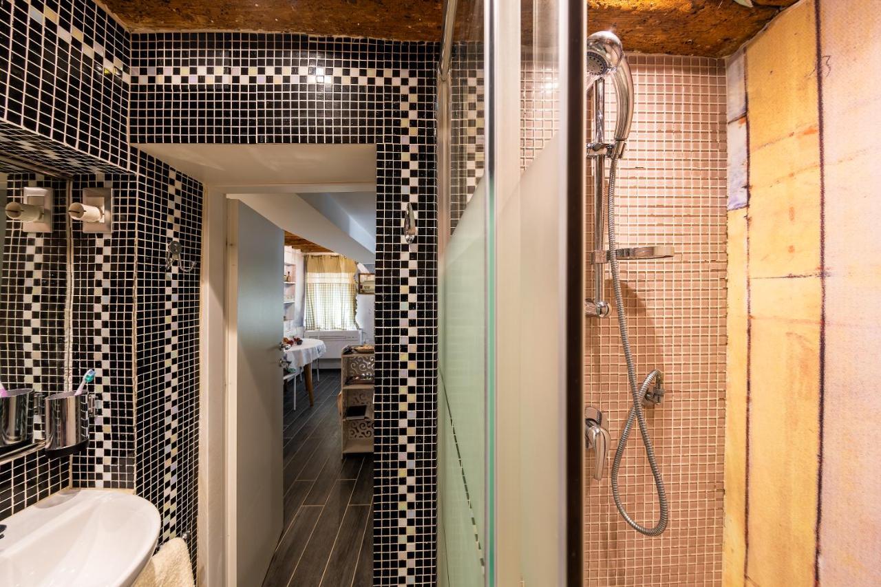 Ln Luxe Apartment Venice Canal View 外观 照片